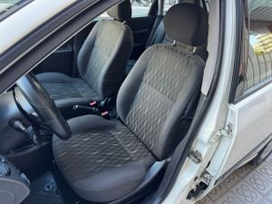 Ford Focus 1.6 TREND  - Foto 18