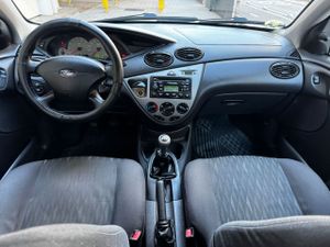 Ford Focus 1.6 TREND  - Foto 12