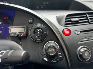 Honda Civic 1.4 iVTEC Sport  - Foto 29