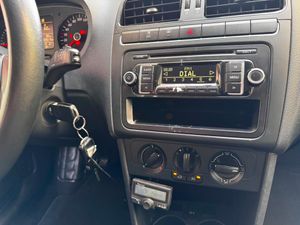 Volkswagen Polo 1.6 TDI 90cv Advance  - Foto 23