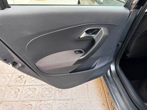 Volkswagen Polo 1.6 TDI 90cv Advance  - Foto 14