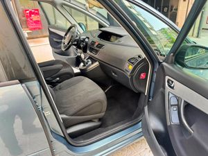 Citroën Grand C4 Picasso 1.6 HDi 110cv Seduction  - Foto 17
