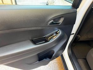 Chevrolet Orlando 1.8 LT  - Foto 8