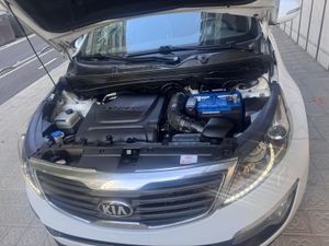 Kia Sportage 2.0 CRDI VGT Emotion 4x4  - Foto 24