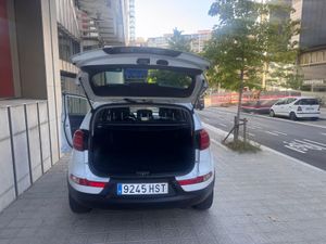 Kia Sportage 2.0 CRDI VGT Emotion 4x4  - Foto 11