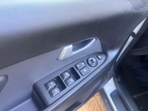 Kia Sportage 2.0 CRDI VGT Emotion 4x4  - Foto 21