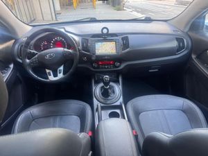 Kia Sportage 2.0 CRDI VGT Emotion 4x4  - Foto 16