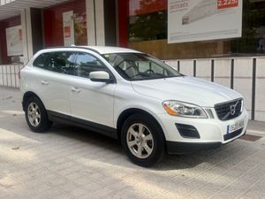 Volvo XC60 2.0 DRIVe Kinetic  - Foto 4