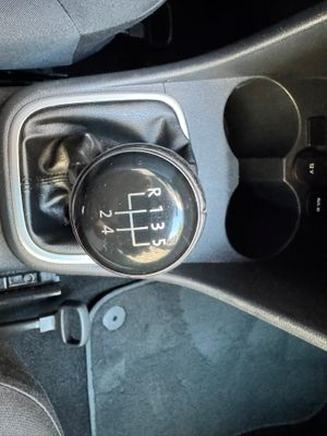 Volkswagen Polo 1.2 TDI 75cv Advance  - Foto 24