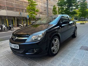 Opel Astra GTC 1.7 CDTi Sport  - Foto 2