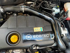 Opel Astra GTC 1.7 CDTi Sport  - Foto 29