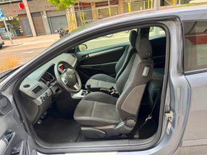 Opel Astra GTC 1.6 16v Sport  - Foto 16