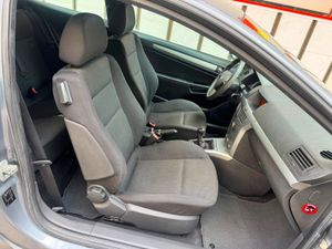 Opel Astra GTC 1.6 16v Sport  - Foto 26