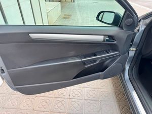 Opel Astra GTC 1.6 16v Sport  - Foto 13