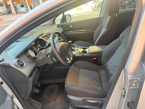 Peugeot 3008 Sport Pack 2.0 HDI 150 FAP  - Foto 18