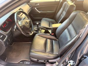 Honda Accord 2.2 i-CTDi Executive Piel  - Foto 15