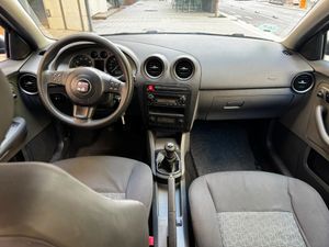 Seat Ibiza 1.4 16v 85cv Hit  - Foto 14