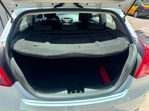 Kia ProCeed 1.4 CVVT Concept  - Foto 21