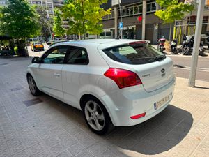 Kia ProCeed 1.4 CVVT Concept  - Foto 11