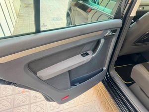 Volkswagen Touran 1.9 TDI 105 Edition  - Foto 13