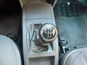 Volkswagen Polo 1.4 Advance 80cv  - Foto 17