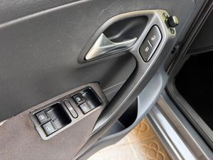 Volkswagen Polo 1.6 TDI 90cv Advance  - Foto 17