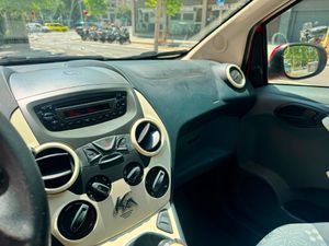Ford Ka Urban 1.2 Duratec Auto-Start-Stop  - Foto 21