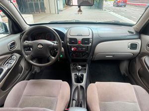 Nissan Almera 1.8 Comfort AA  - Foto 12