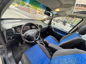 Opel Zafira 1.8 16v Elegance  - Foto 24