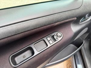 Peugeot 207 Confort 1.6 HDI 90  - Foto 17