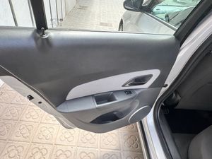 Chevrolet Cruze 1.6 16V L  - Foto 10