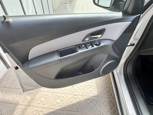 Chevrolet Cruze 1.6 16V L  - Foto 13