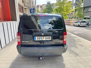 Dodge Nitro 2.8 CRD SE 4WD  - Foto 8
