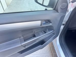 Opel Astra 1.7 CDTi 110 CV Enjoy  - Foto 17