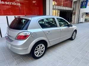 Opel Astra 1.7 CDTi 110 CV Enjoy  - Foto 6