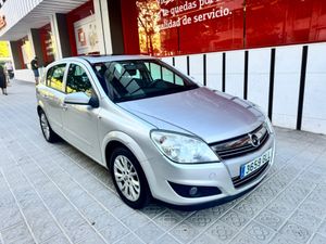 Opel Astra 1.7 CDTi 110 CV Enjoy  - Foto 4