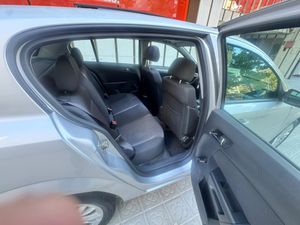 Opel Astra 1.7 CDTi 110 CV Enjoy  - Foto 32