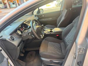 Peugeot 3008 Sport Pack 2.0 HDI 150 FAP  - Foto 18