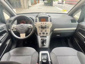 Opel Zafira 1.9 CDTi 120 CV Enjoy  - Foto 15