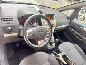 Opel Zafira 1.9 CDTi 120 CV Enjoy  - Foto 21