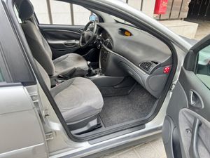 Citroën C5 1.8i 16v LX  - Foto 12