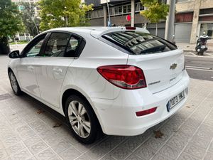Chevrolet Cruze 2.0 VCDi LTZ  - Foto 12