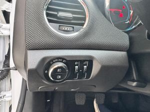 Chevrolet Cruze 2.0 VCDi LTZ  - Foto 28