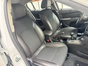Chevrolet Cruze 2.0 VCDi LTZ  - Foto 40