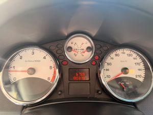 Peugeot 207 SW Outdoor 1.6 HDI 110 FAP  - Foto 19