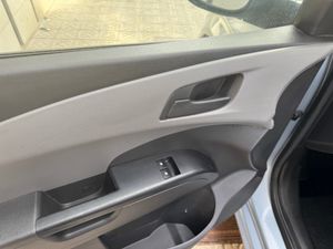 Chevrolet Aveo 1.4 16v LS  - Foto 18