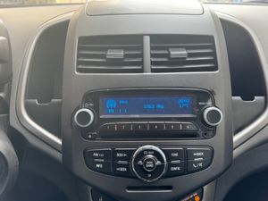 Chevrolet Aveo 1.4 16v LS  - Foto 13