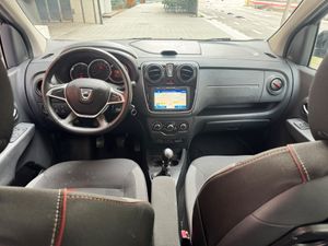 Dacia Lodgy SL Xplore TCE 96kW (130CV) 7Pl GPF  - Foto 17