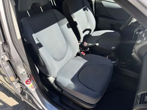 Honda Jazz 1.2 I DSI live  - Foto 28