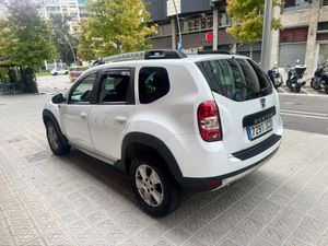 Dacia Duster Laureate dCi 90 4X2 EU6  - Foto 9